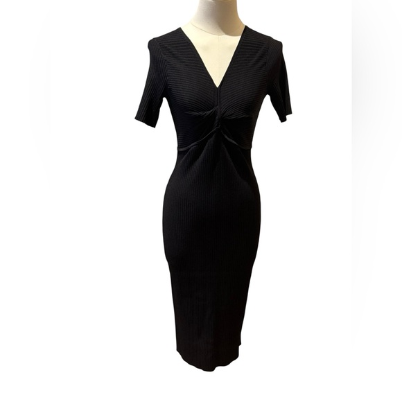NWT - Universal Standard Twist Knit Ribbed Midi Dress in Black Size Small - Picture 3 of 8